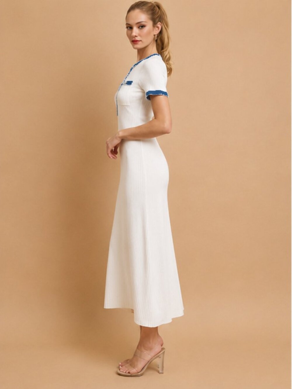 Elie Tahari White Knit Midi Dress Denim Blue Trim Silver Buttons Short Sleeve L - Picture 4 of 12